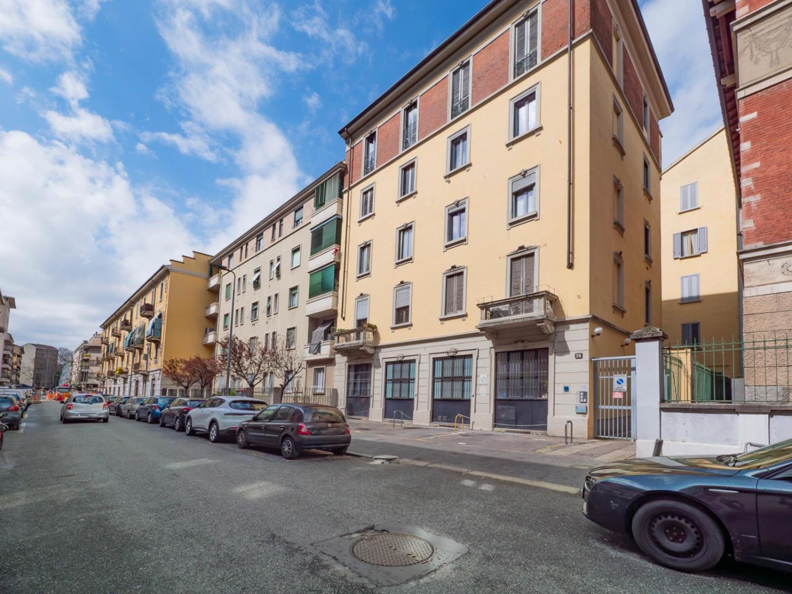 Xenia Apartments - Colorful Apartment In Fiera Area Milán Exteriér fotografie